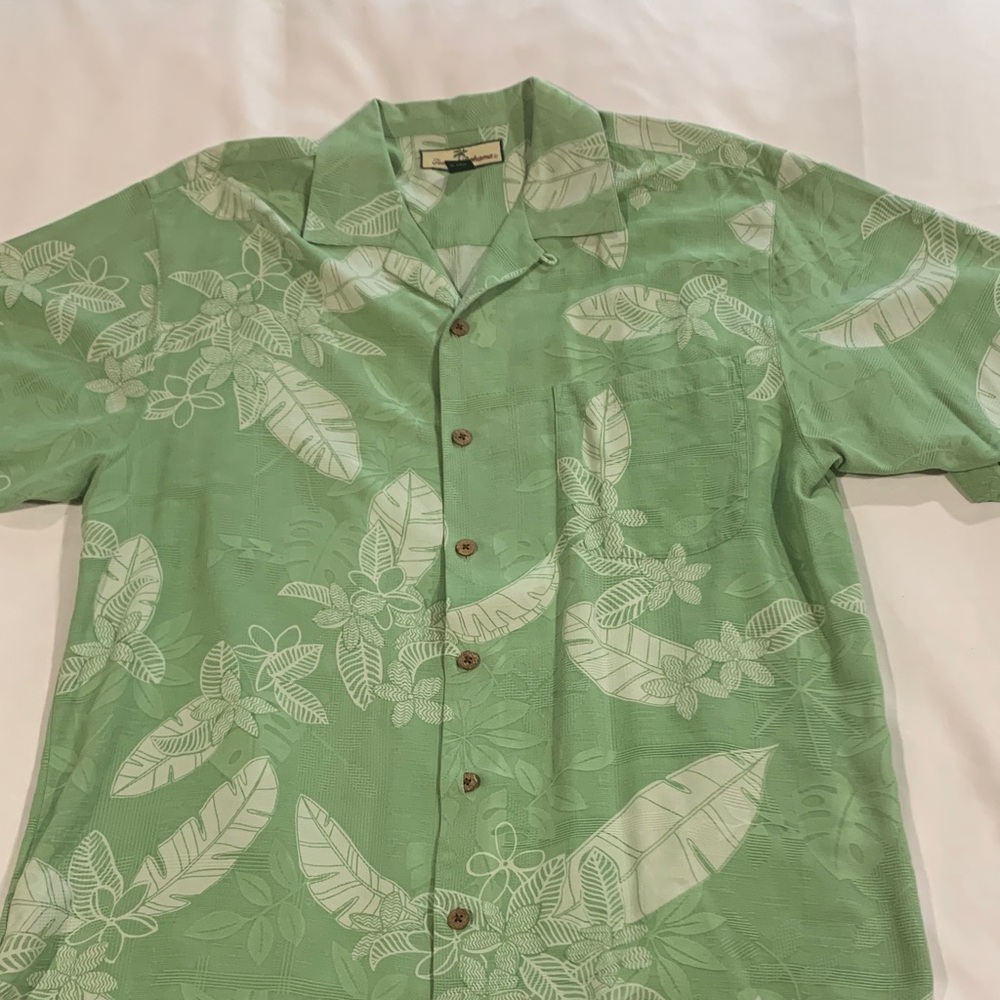 Tommy Bahama Light Green Leaf Print Shirt